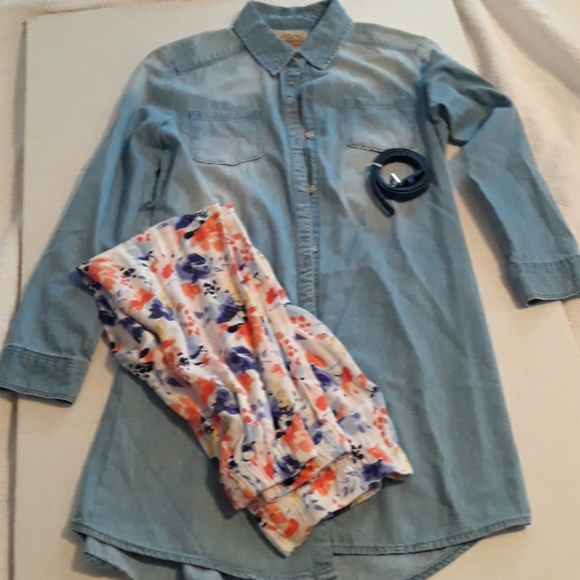 Girls Outfit - Picture 1 of 4